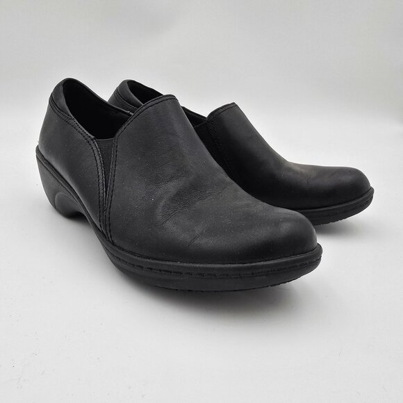Clarks Shoes - Clarks Black Slip-On Leather Womens Shoes Size 6 With Cushioned Sole & Slip Resi